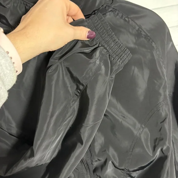 Good American Dolman-Sleeve Cropped Track Jacket Black Womens  SZ 3/L - Picture 6 of 8